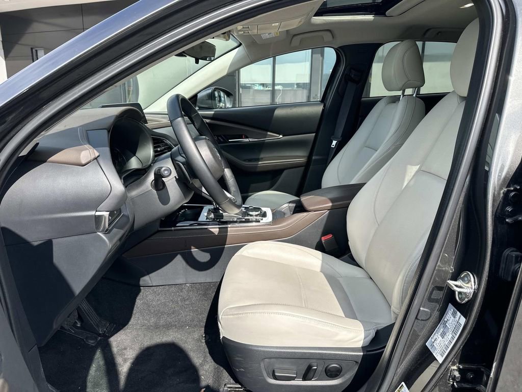 Used 2025 MAZDA CX-30 AWD 2.5 S w/ Premium Package image 25
