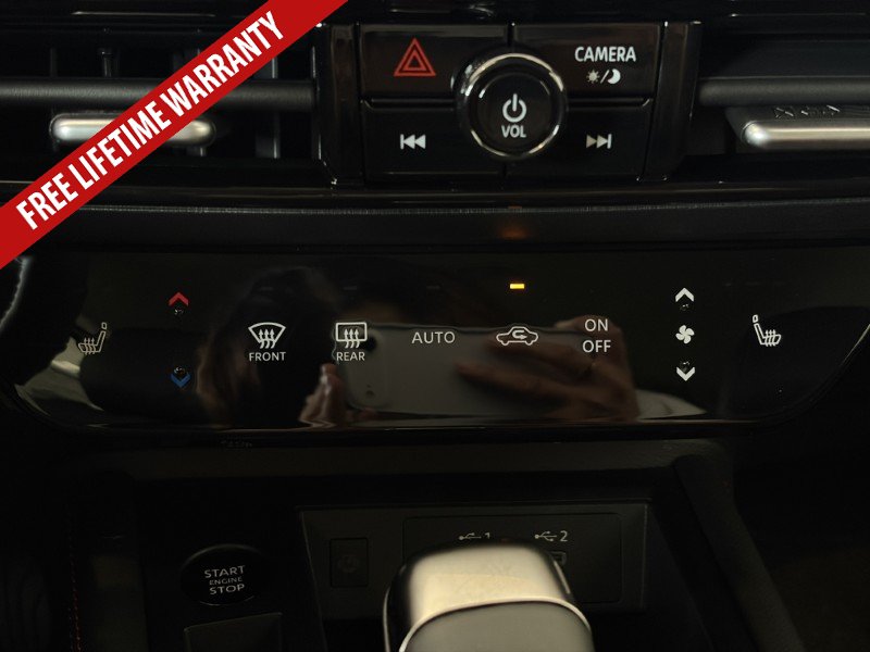 New 2026 Nissan Kicks SR w/ Cold Weather Package FWD image 32