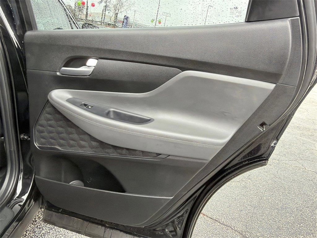 Used 2023 Hyundai Santa Fe SEL image 16
