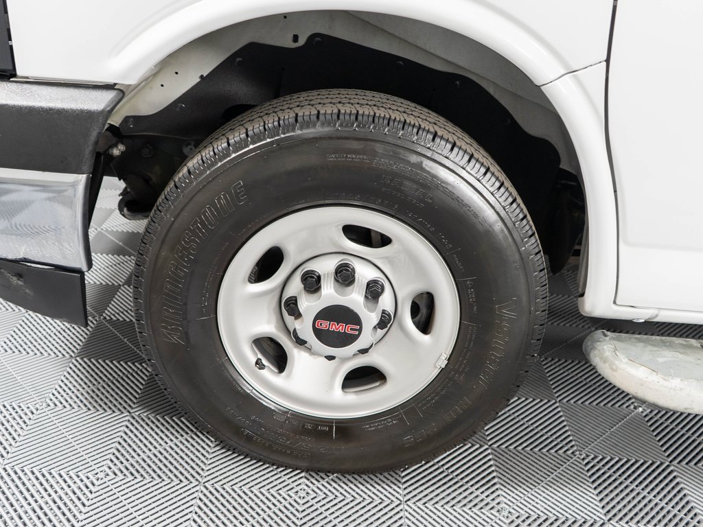 Used 2022 GMC Savana 2500 w/ Driver Convenience Package image 20