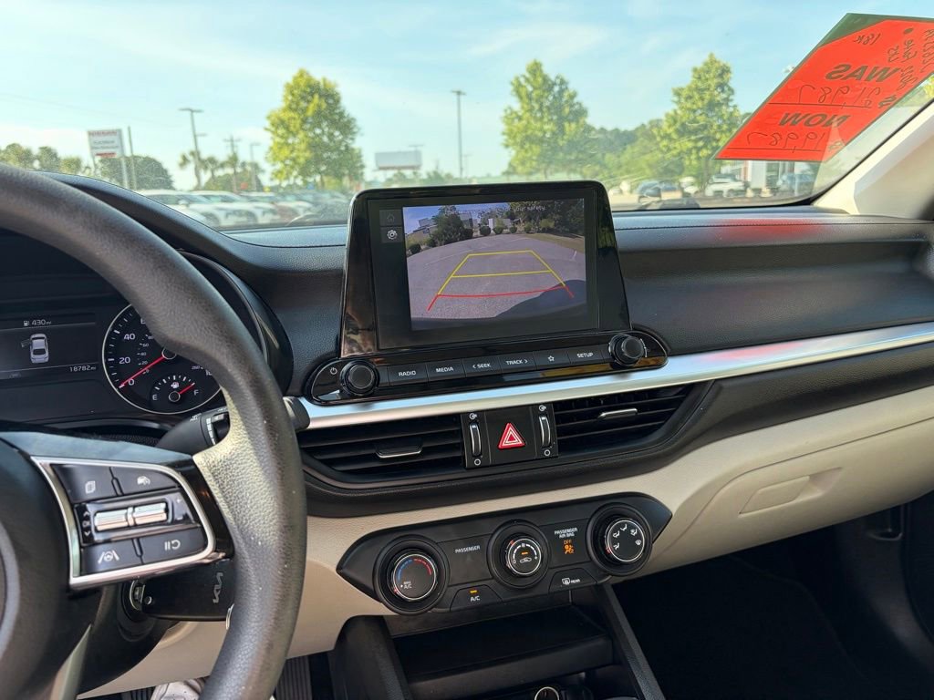 Used 2022 Kia Forte LXS FWD image 20