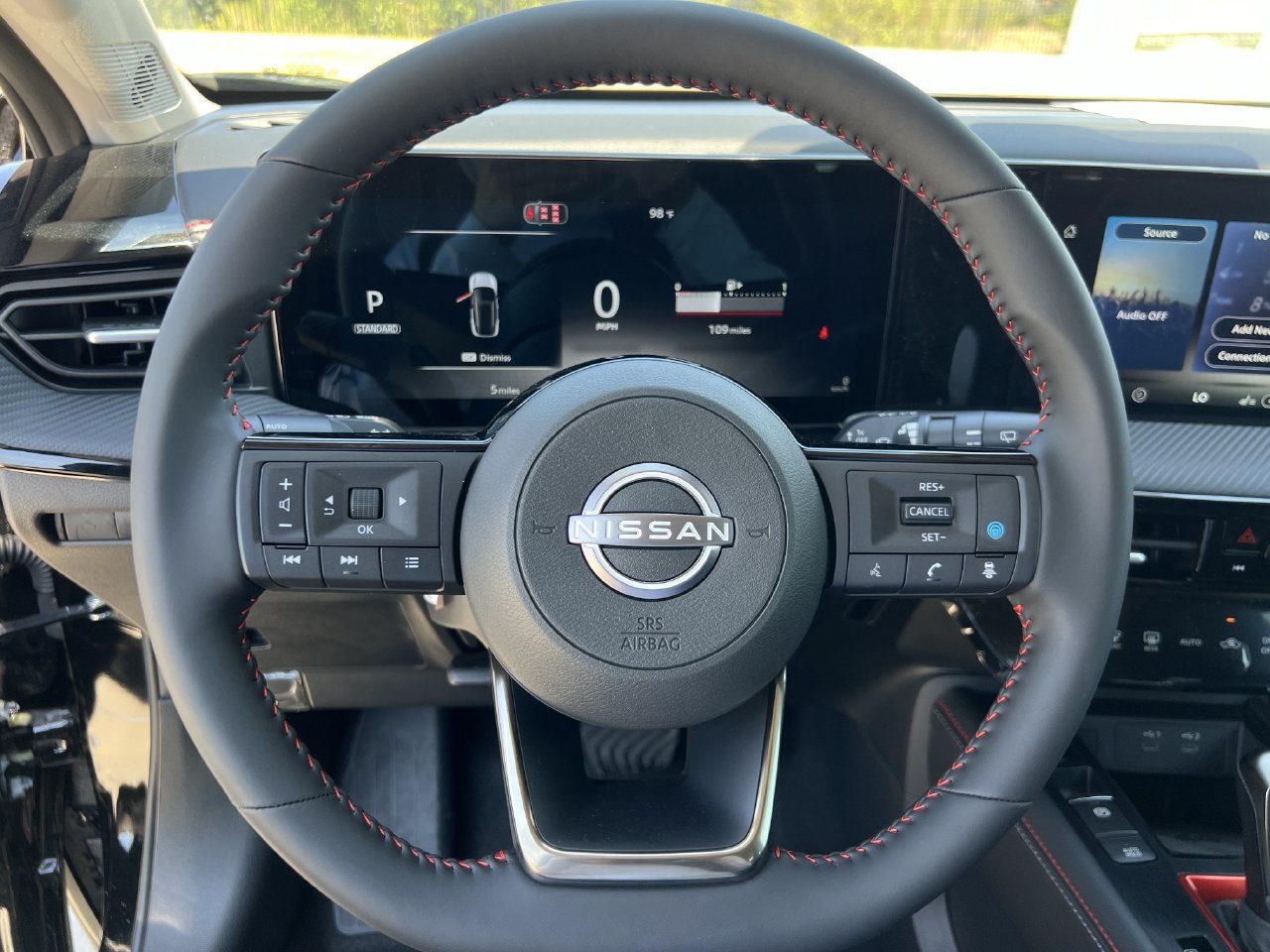 New 2027 Nissan Kicks SR AWD/4WD image 10