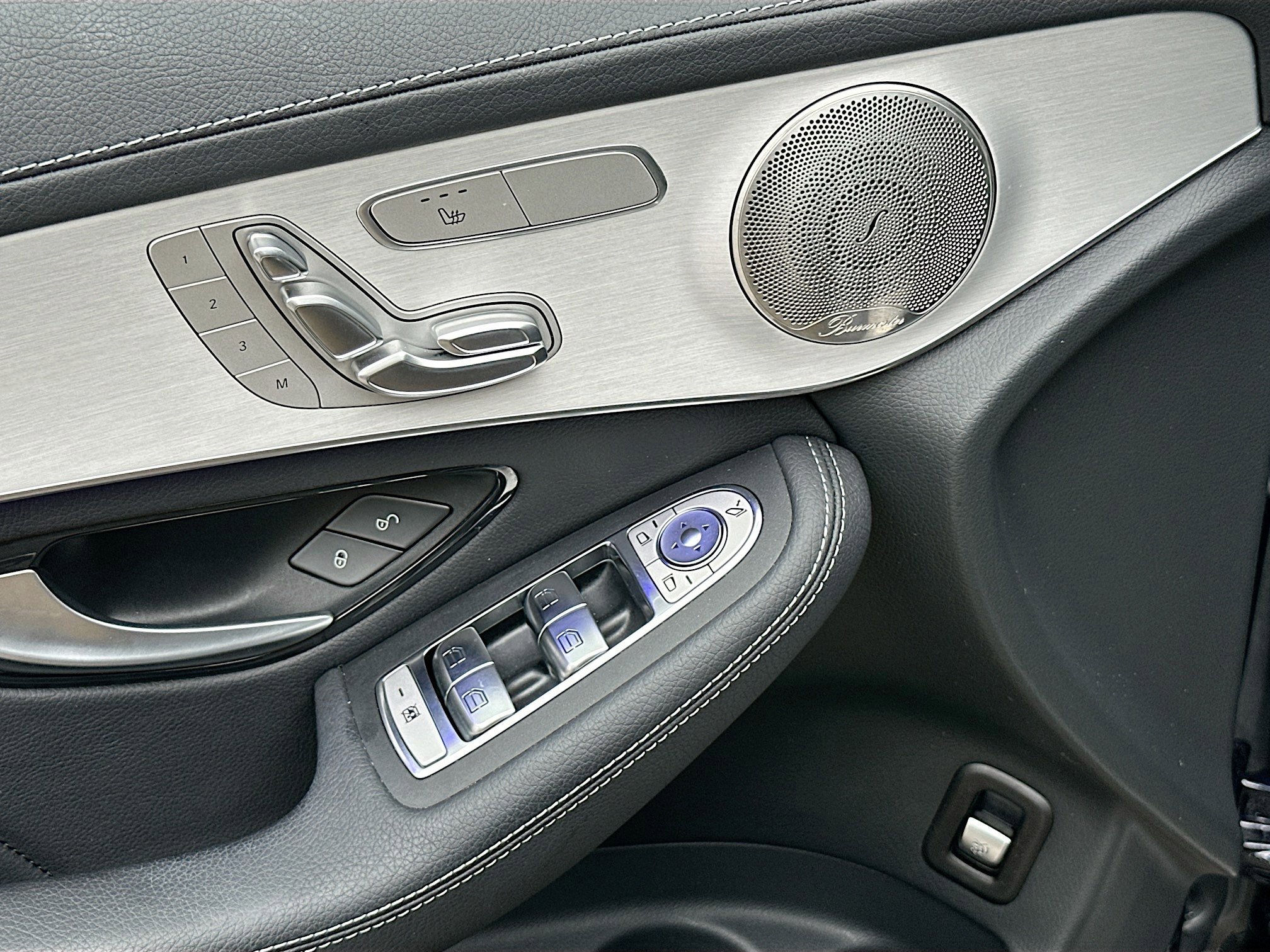 Used 2023 Mercedes-Benz GLC 300 4MATIC Coupe image 17