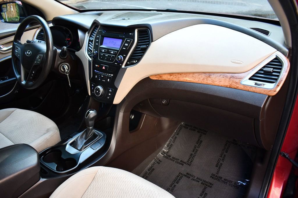 Used 2015 Hyundai Santa Fe Sport image 19