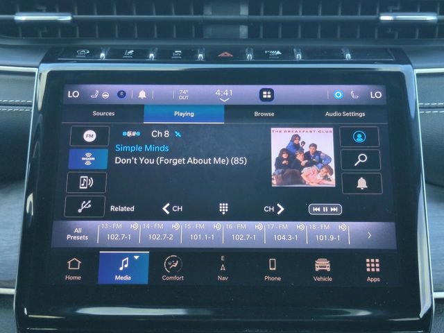 Used 2021 Jeep Grand Cherokee L Limited AWD/4WD image 18