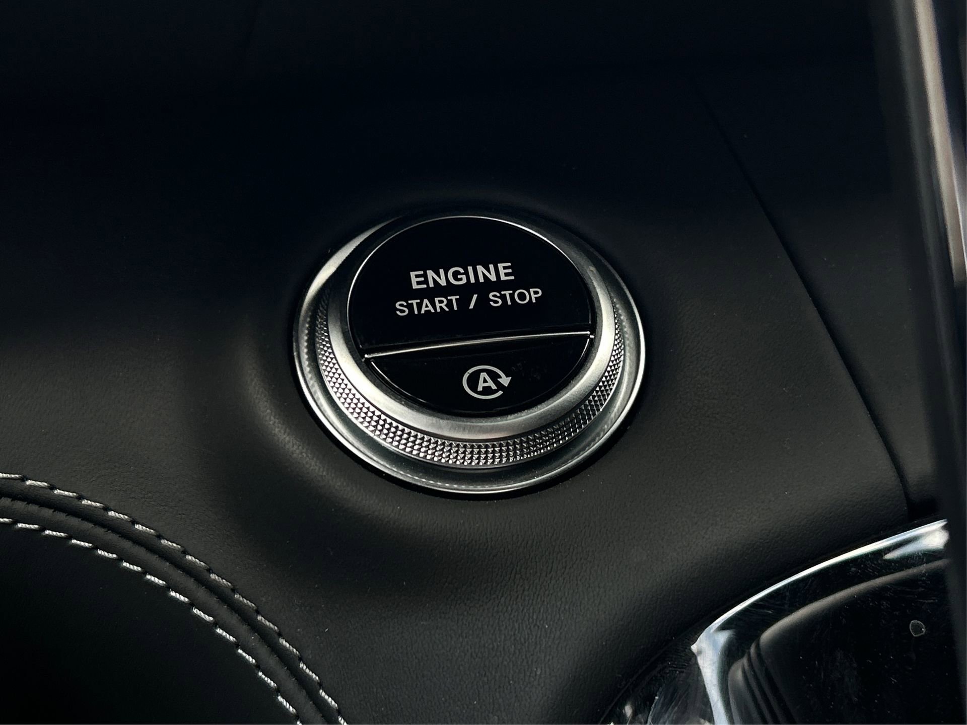 Used 2022 Mercedes-Benz SL 63 AMG 4MATIC image 30