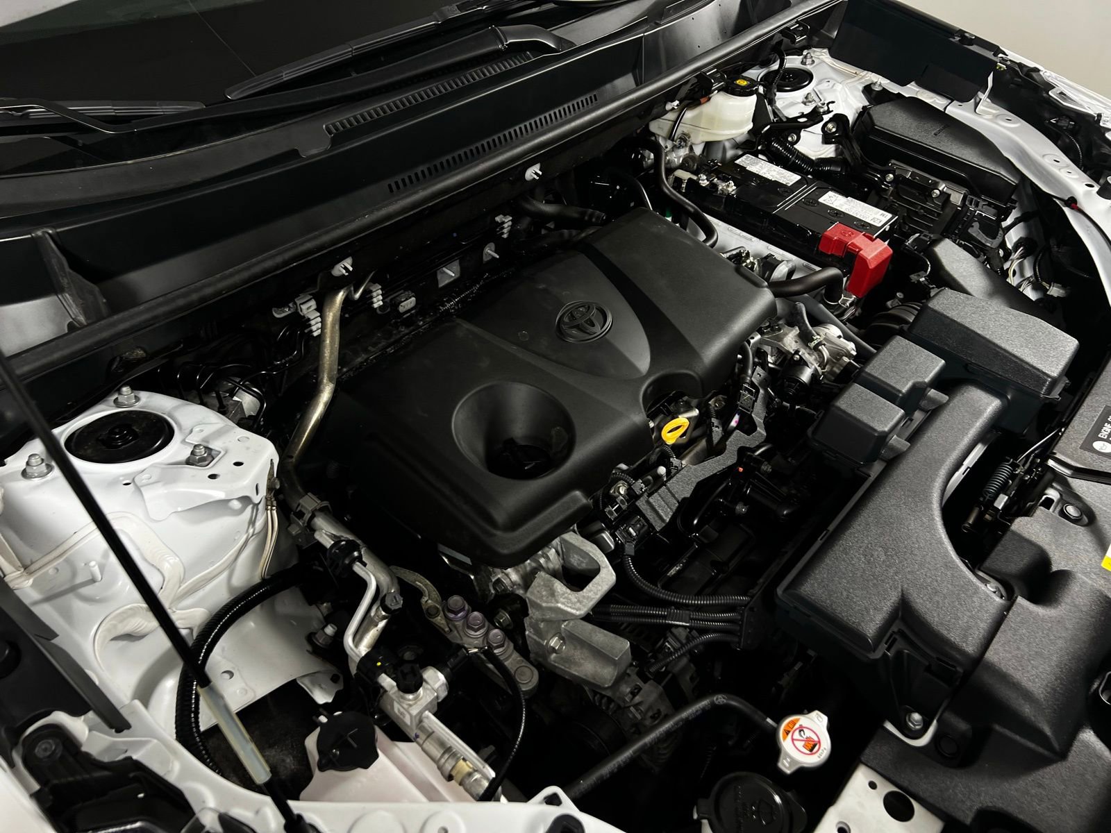 Certified 2024 Toyota RAV4 XLE image 10