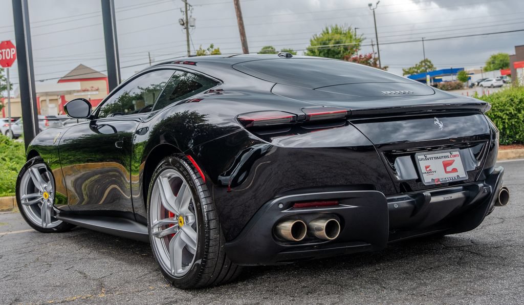 Used 2022 Ferrari Roma RWD image 23