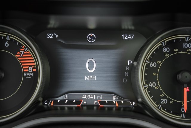 Used 2019 Jeep Cherokee Limited image 45