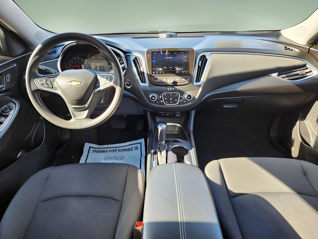 Used 2020 Chevrolet Malibu LT FWD image 14
