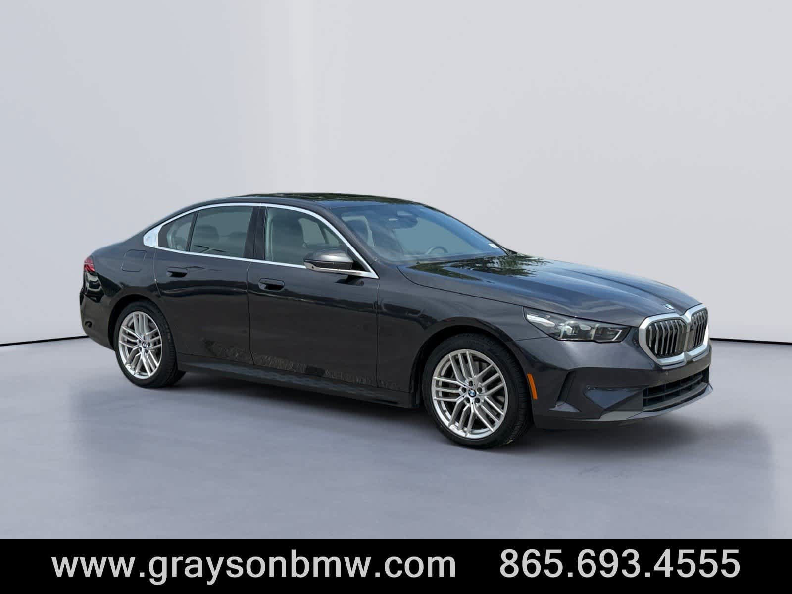 Used 2025 BMW 540i xDrive AWD/4WD image 1
