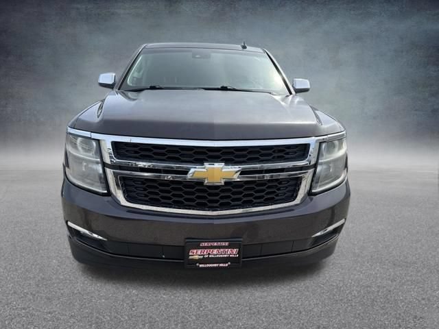 Used 2017 Chevrolet Tahoe LT w/ Luxury Package AWD/4WD image 3