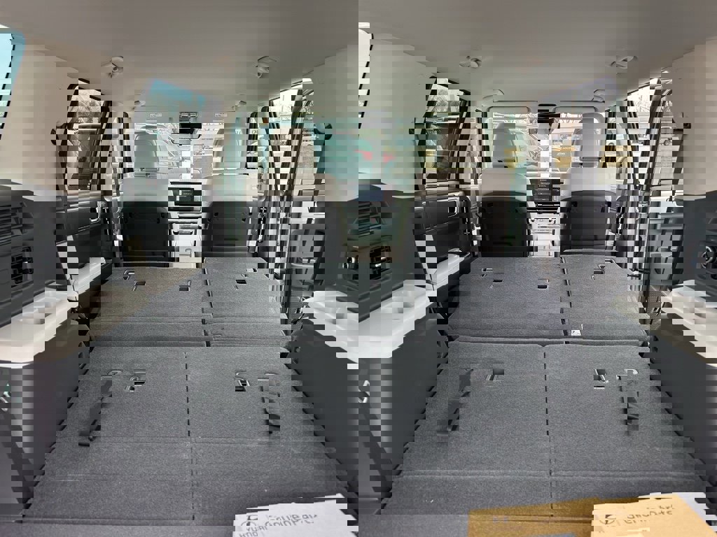 New 2025 Hyundai Santa Fe SEL image 35