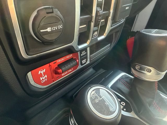 Used 2022 Jeep Gladiator Rubicon w/ LED Lighting Group AWD/4WD image 11