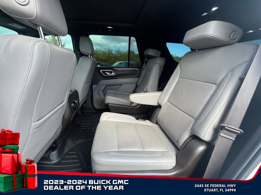 Used 2021 Chevrolet Tahoe LT w/ Luxury Package image 12