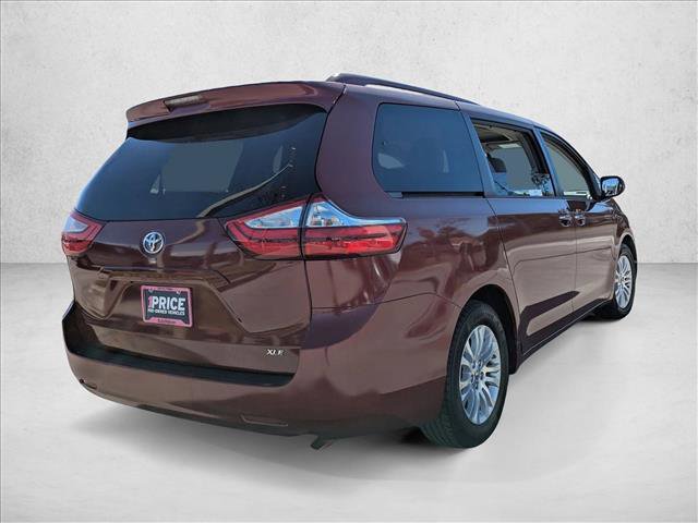 Used 2015 Toyota Sienna XLE image 5