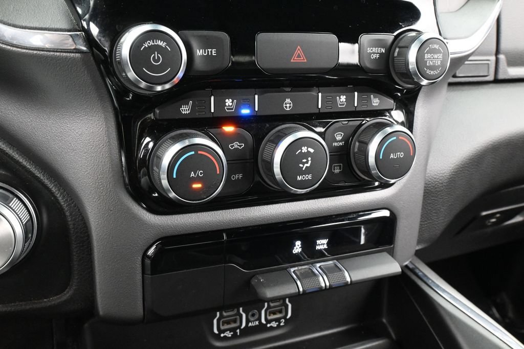 Used 2024 RAM 1500 Laramie RWD image 21