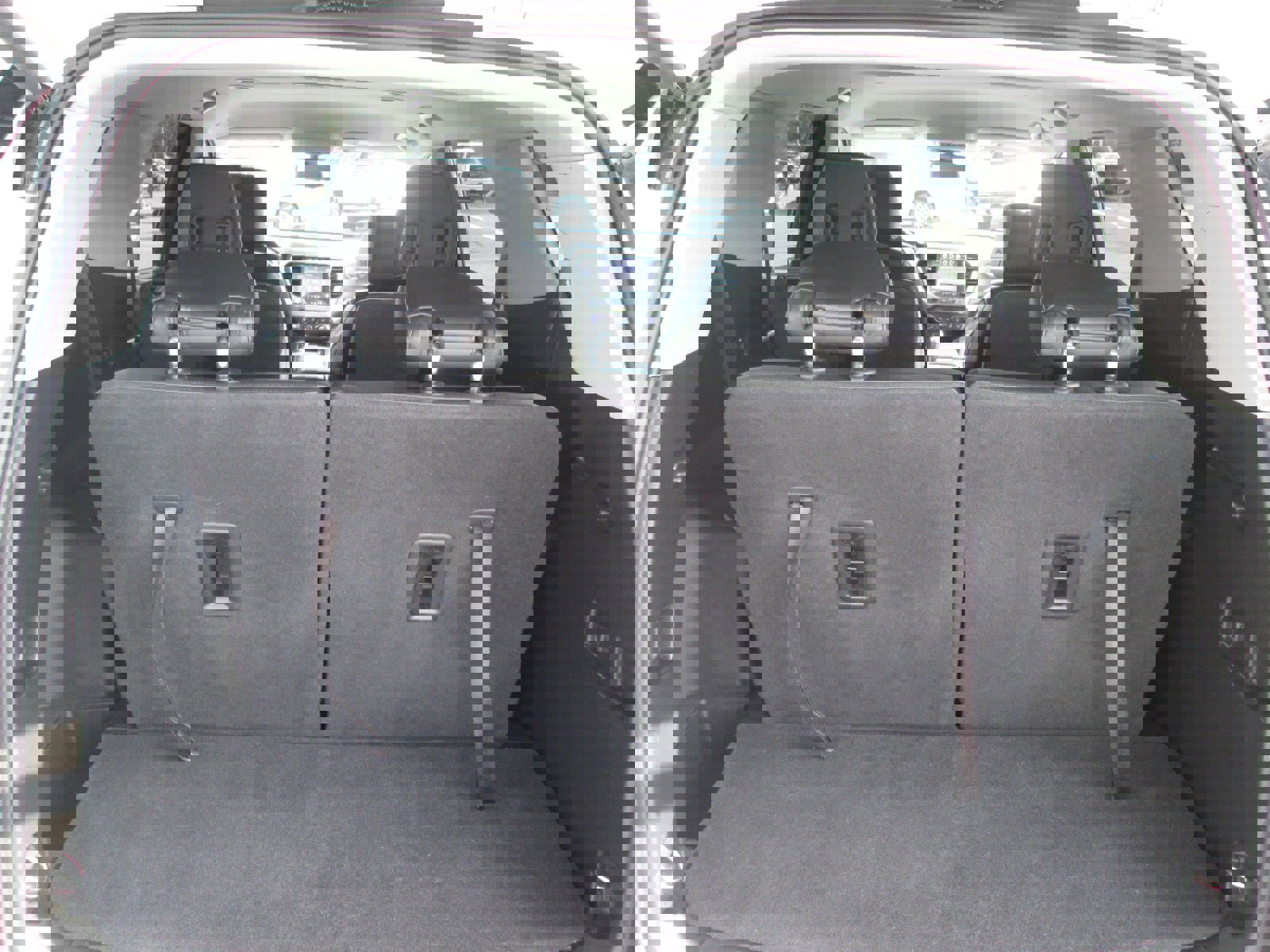 Used 2018 GMC Acadia SLT image 27