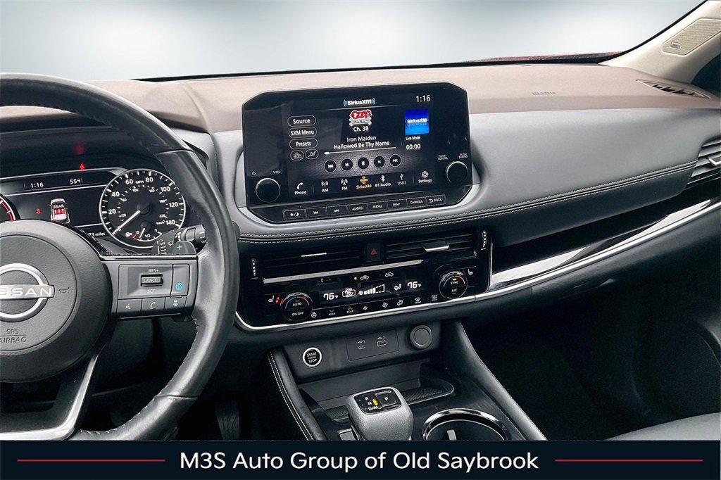 Used 2023 Nissan Rogue SL w/ SL Premium Package image 9