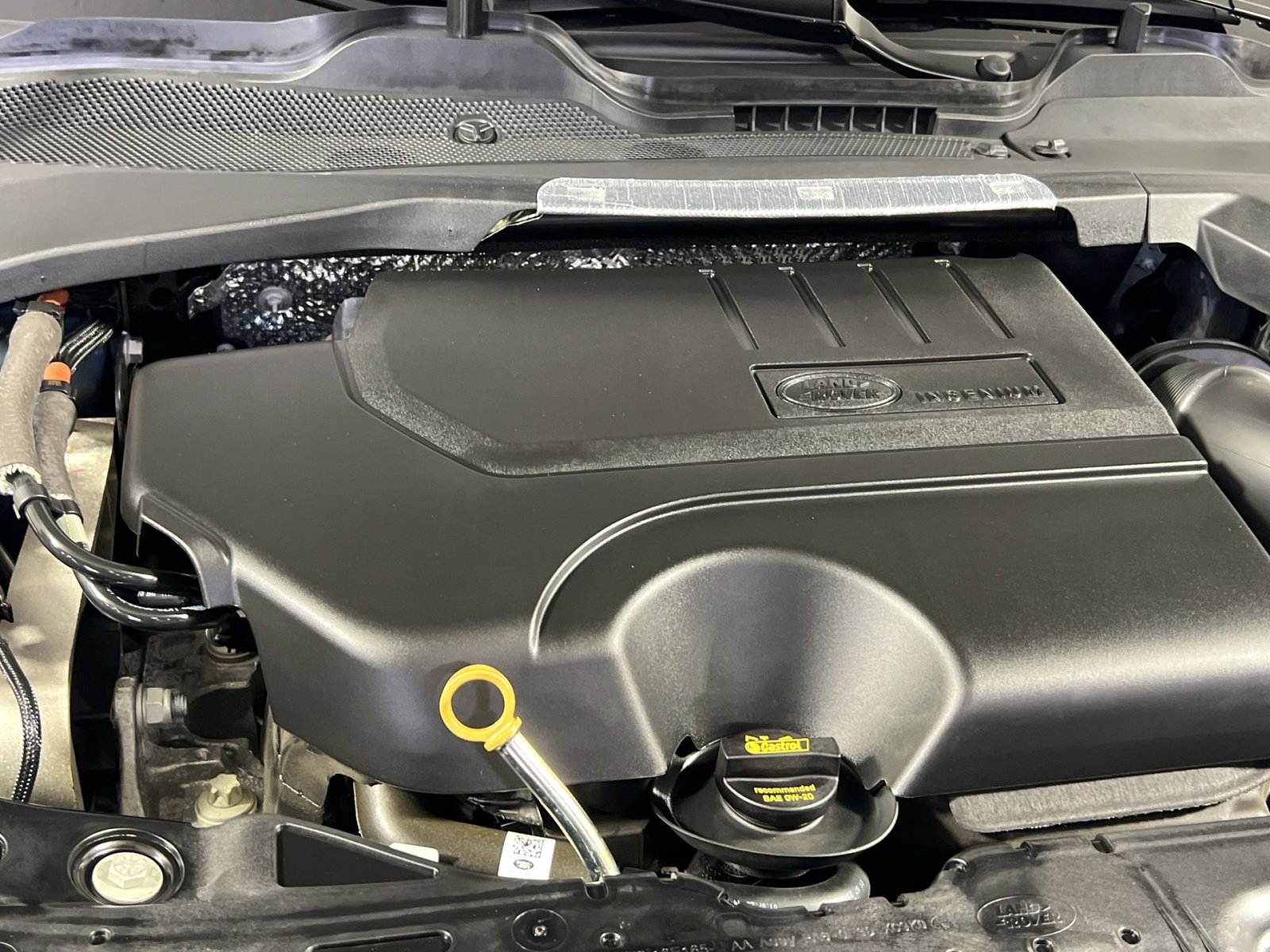 Used 2024 Land Rover Range Rover Evoque Dynamic SE image 29