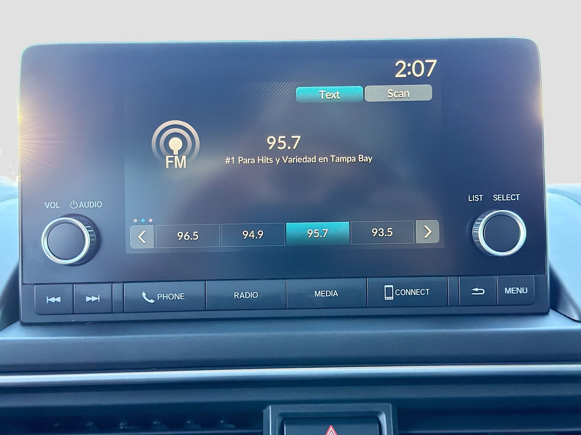 Used 2023 Honda Pilot Sport image 31