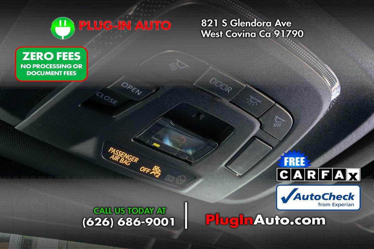 Used 2023 Subaru Solterra AWD image 34