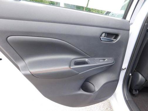 Used 2025 Nissan Versa SR w/ Trunk Package FWD image 11