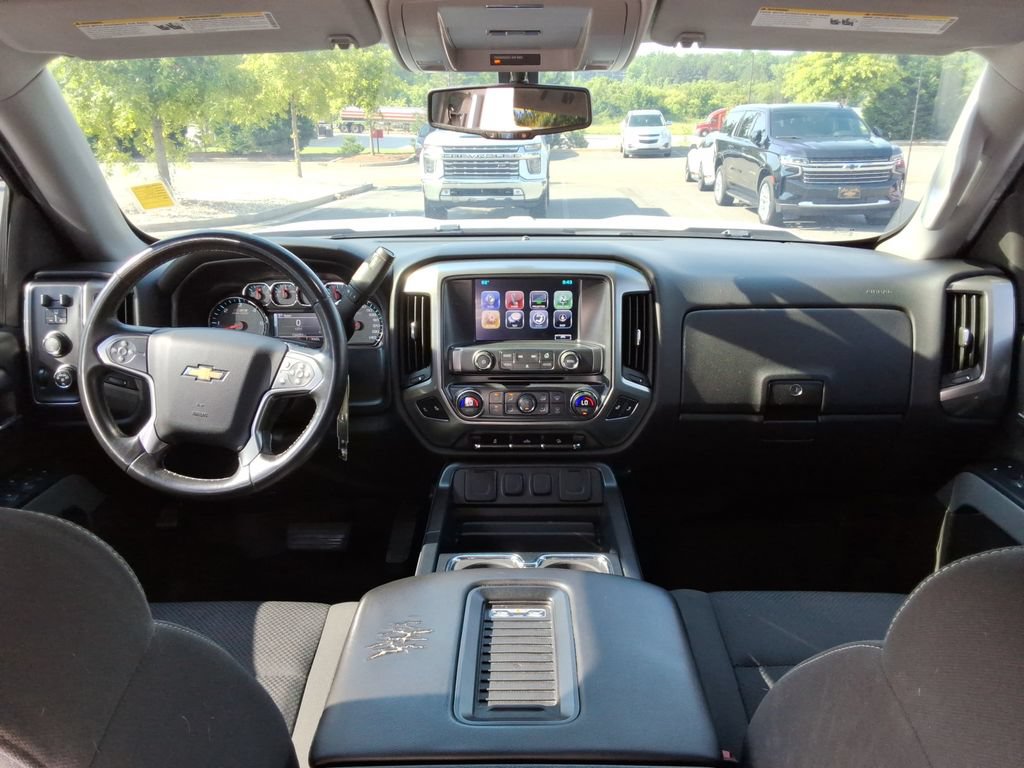 Certified 2017 Chevrolet Silverado 1500 LT w/ All Star Edition AWD/4WD image 19