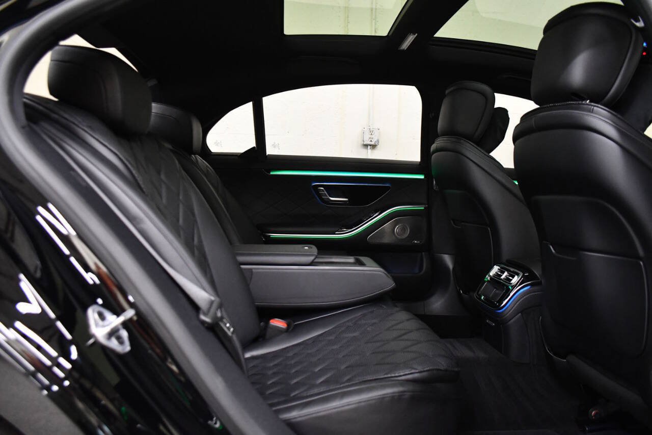 Used 2022 Mercedes-Benz S 580 4MATIC Sedan image 16