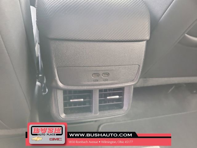 Used 2026 Chevrolet Equinox LT w/ Convenience Package II FWD image 13