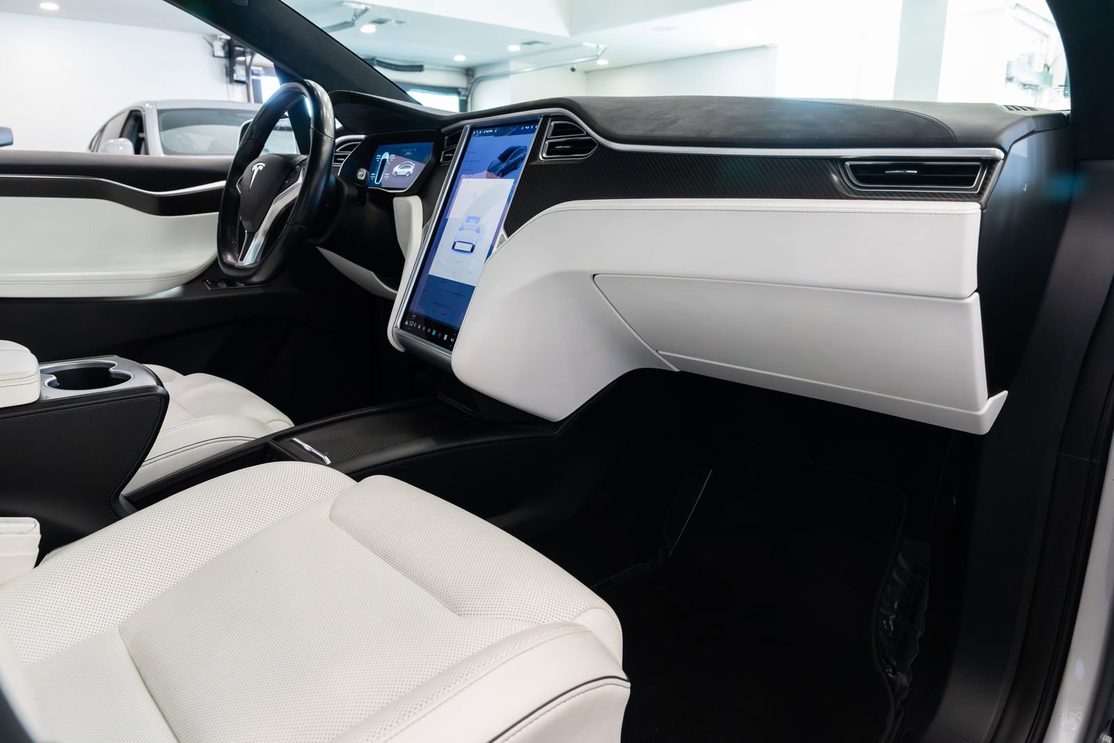 Used 2016 Tesla Model X P90D AWD/4WD image 27