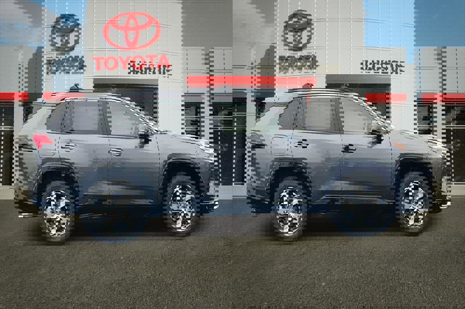 Certified 2025 Toyota RAV4 SE image 2