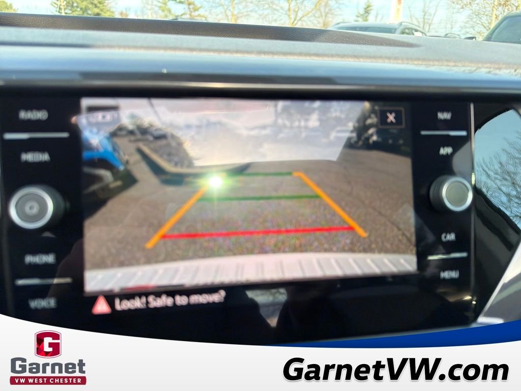 Certified 2024 Volkswagen Taos SEL image 21