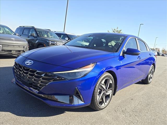 Certified 2023 Hyundai Elantra Limited w/ Winter Weather Package image 7