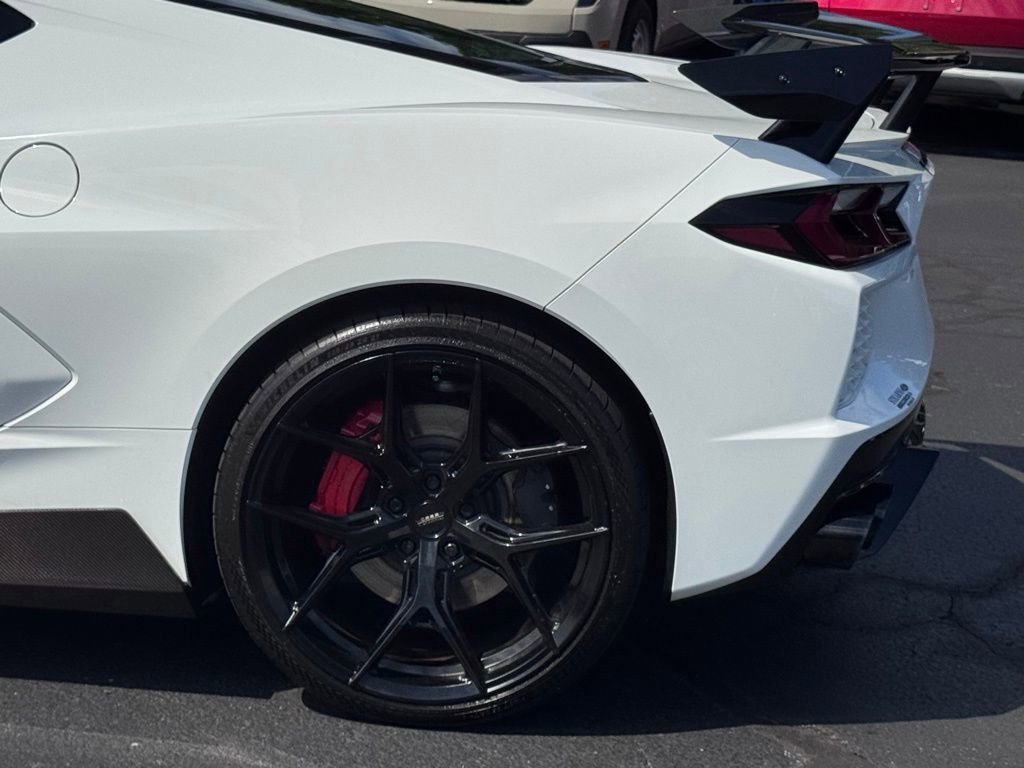 Used 2020 Chevrolet Corvette Stingray Premium Cpe w/ 3LT Preferred Equipment Group RWD image 35