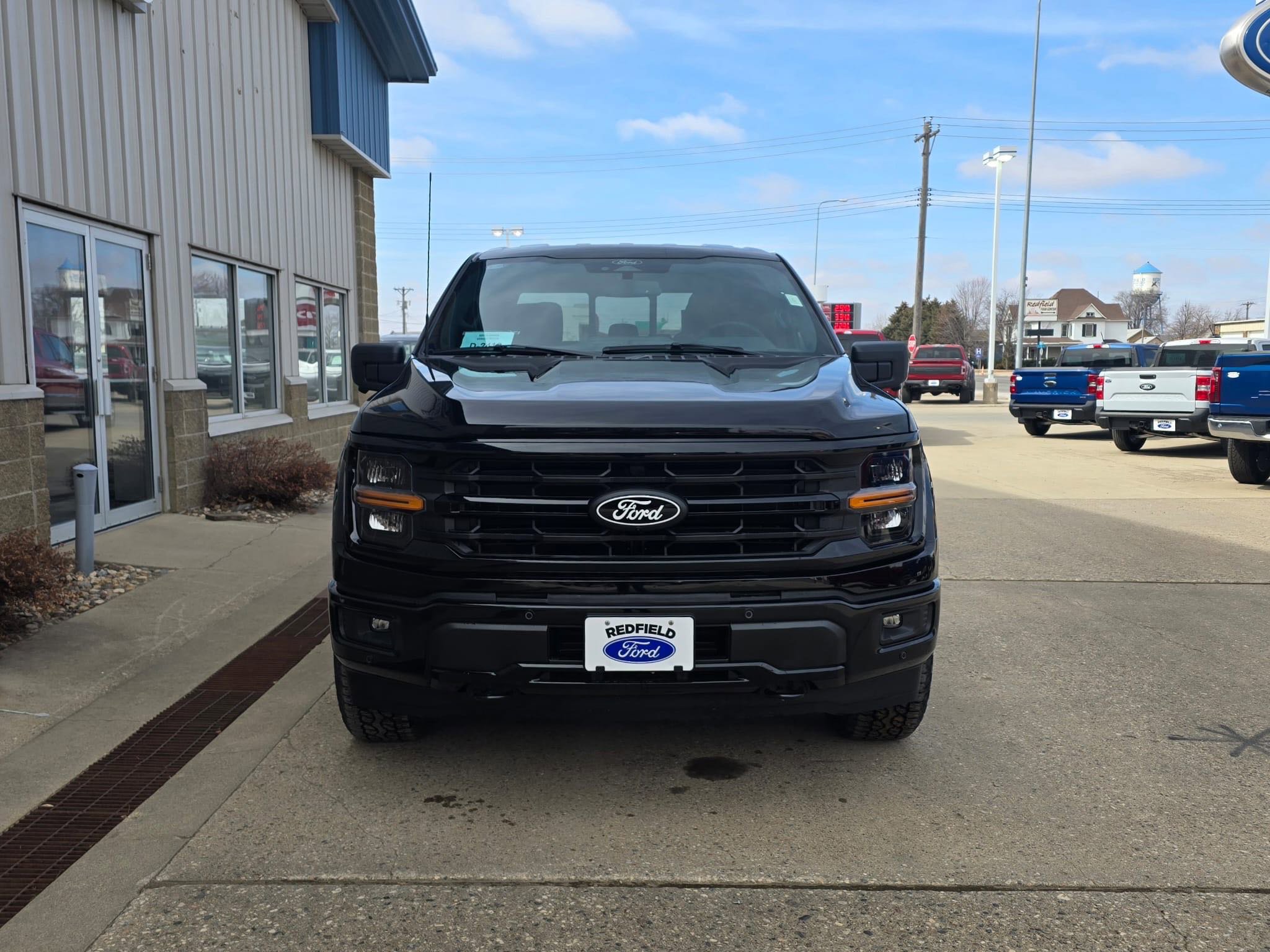 New 2025 Ford F150 XLT w/ Equipment Group 302A MID image 3