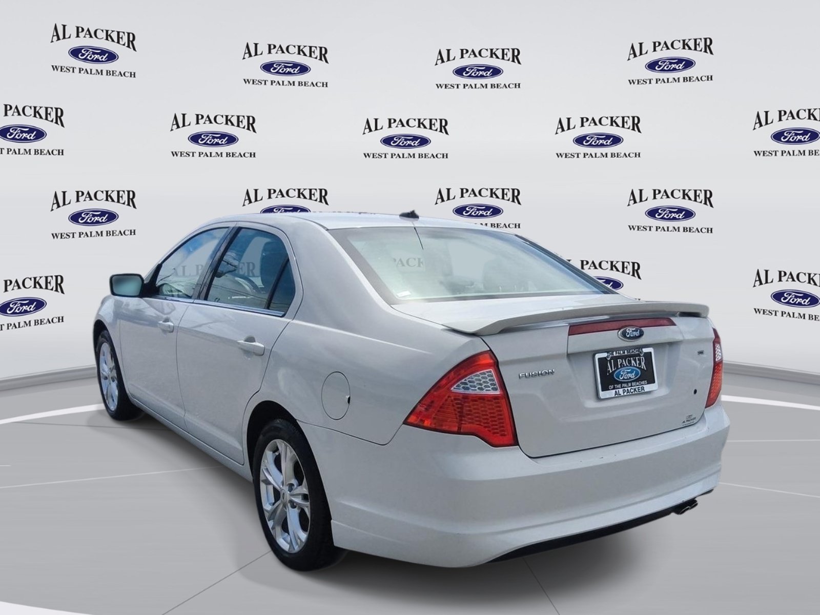 Used 2012 Ford Fusion SE FWD image 3