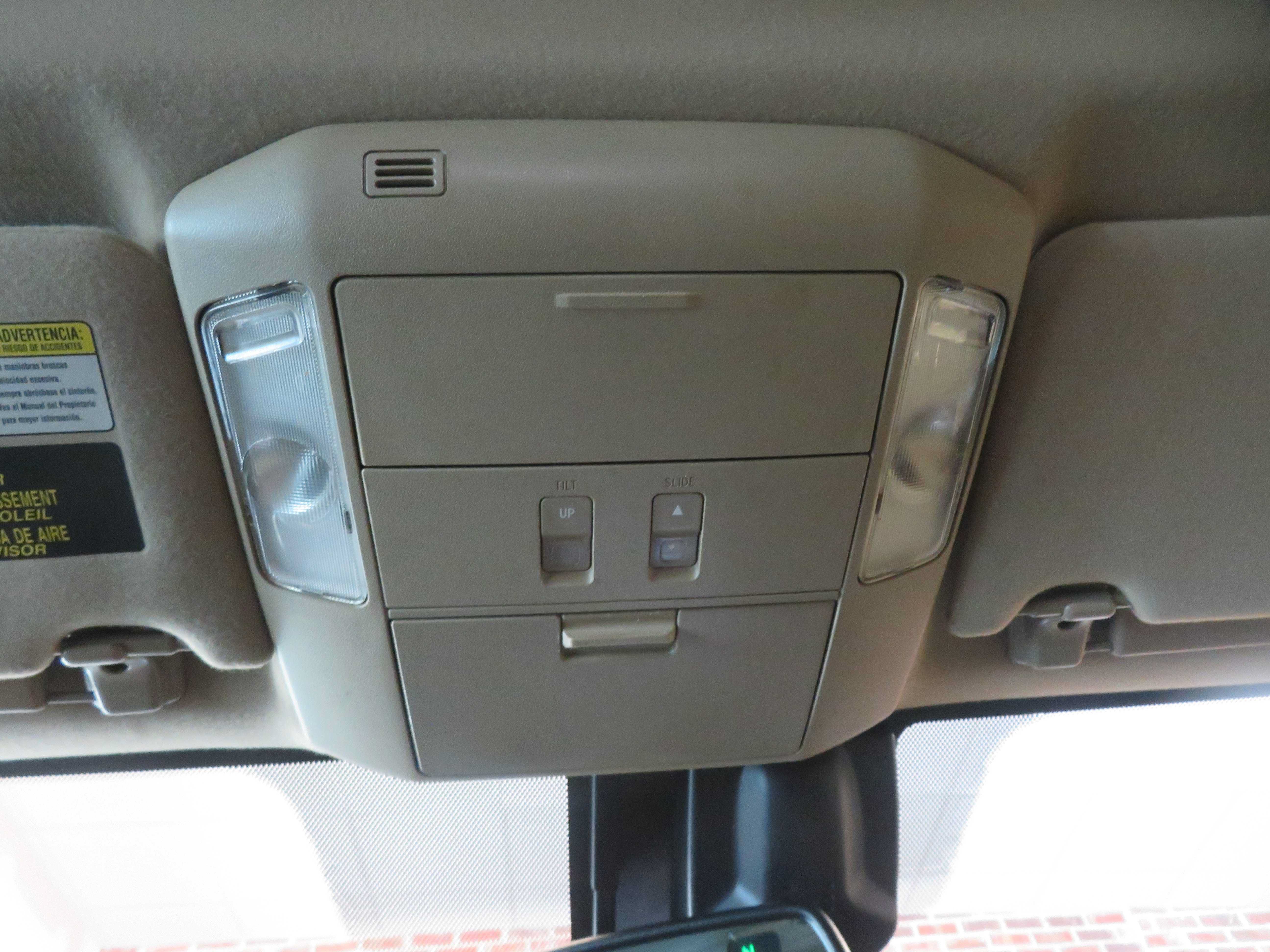 Used 2018 Toyota Sequoia Limited w/ Safety & Convenience Package AWD/4WD image 57