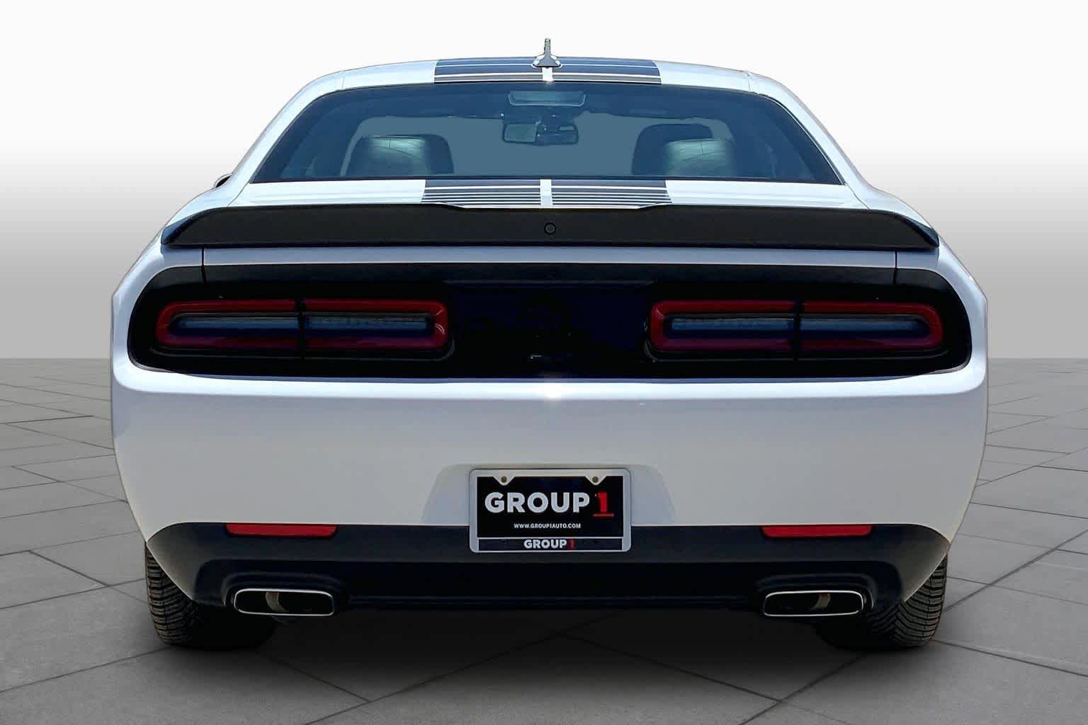 Used 2022 Dodge Challenger SXT w/ Plus Package RWD image 5