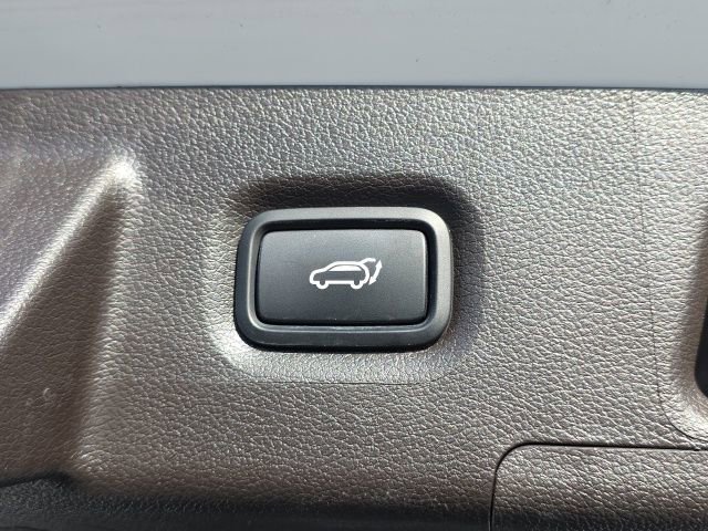 Certified 2022 Hyundai Santa Fe SEL Premium image 23