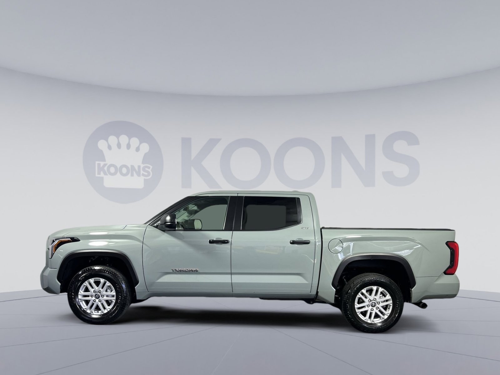 Used 2024 Toyota Tundra SR5 AWD/4WD image 7