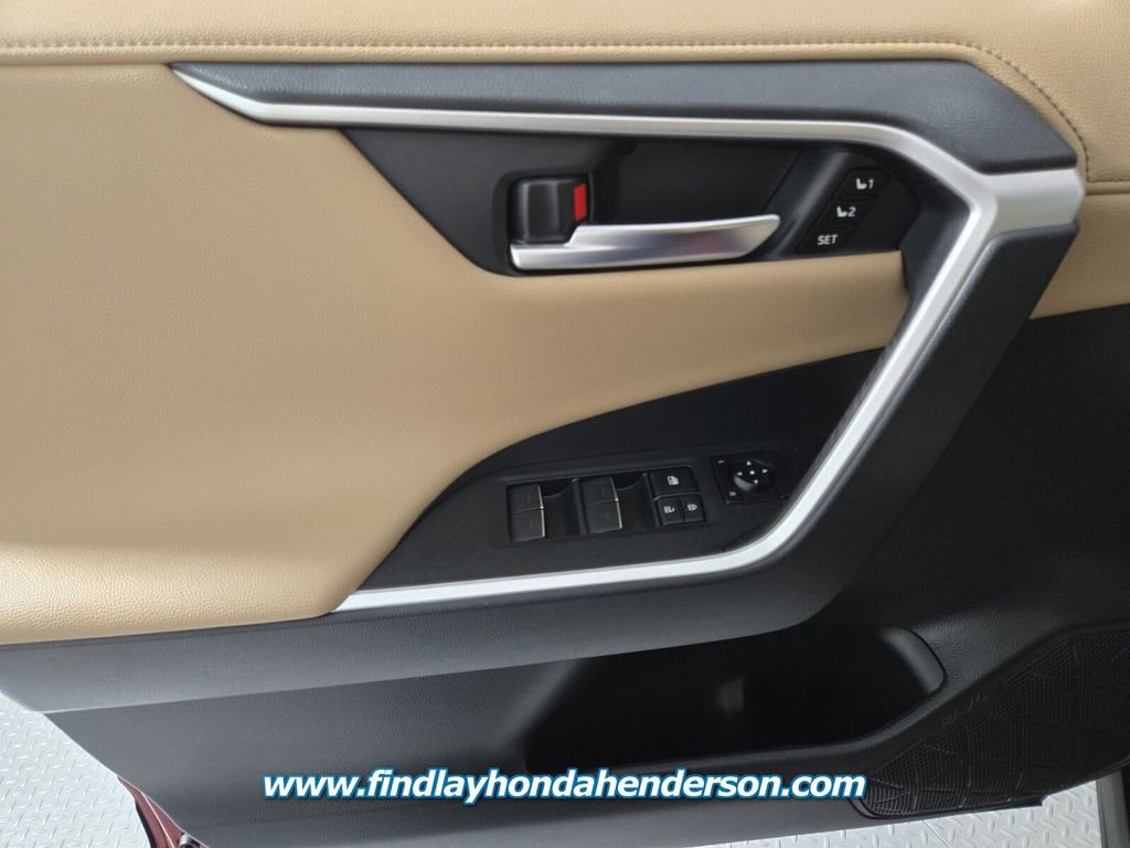 Used 2023 Toyota RAV4 Limited FWD image 24