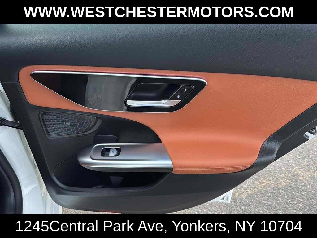Used 2023 Mercedes-Benz C 300 4MATIC Sedan image 16