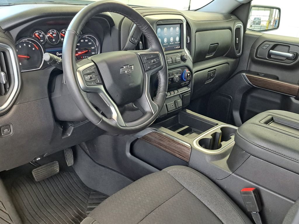 Used 2022 Chevrolet Silverado 1500 LT Trail Boss image 8