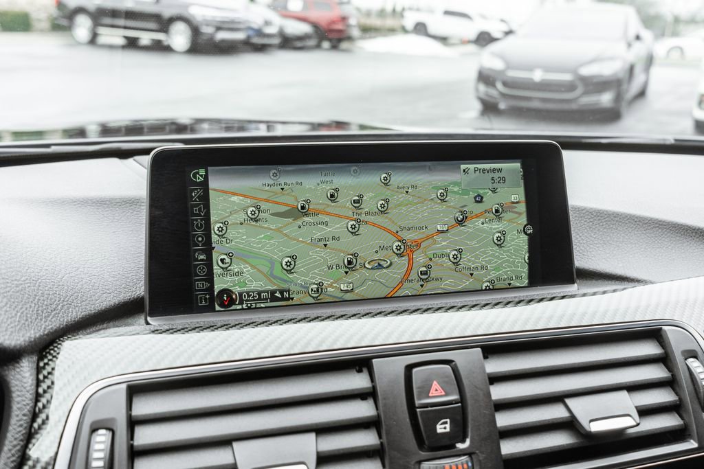 Used 2016 BMW M4 Coupe image 18