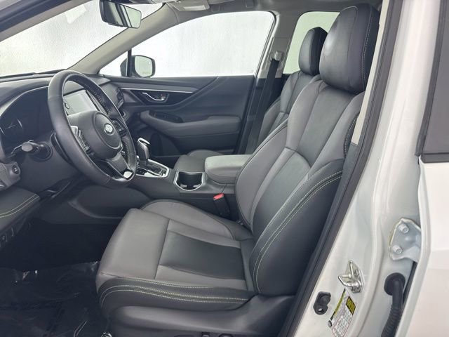 Used 2025 Subaru Outback Onyx Edition AWD/4WD image 25