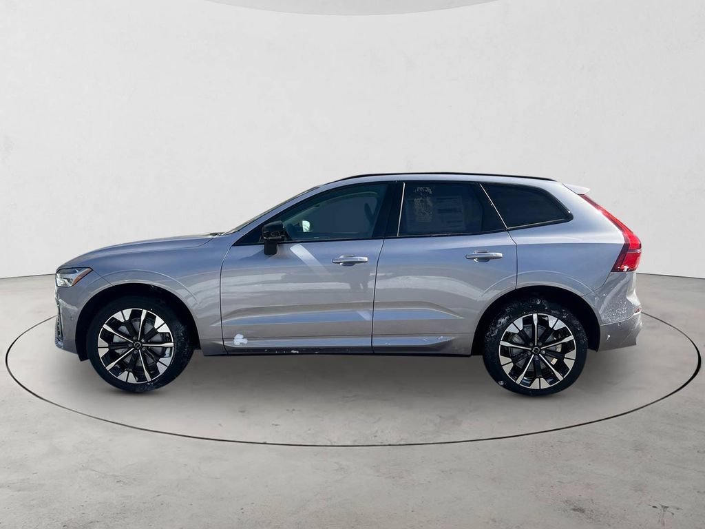 New 2026 Volvo XC60 B5 Plus w/ Protection Package Premier AWD/4WD image 2