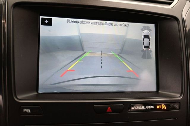 Used 2019 Ford Explorer XLT w/ Equipment Group 202A FWD image 19