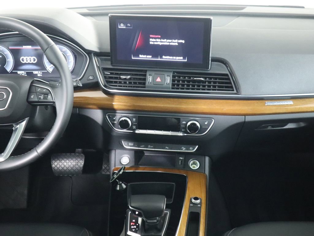 Used 2021 Audi Q5 e Premium image 14