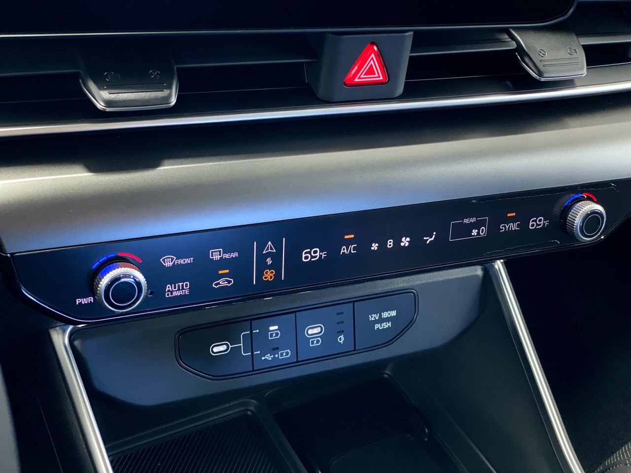 New 2027 Kia Carnival EX w/ Dark Edition Package FWD image 23